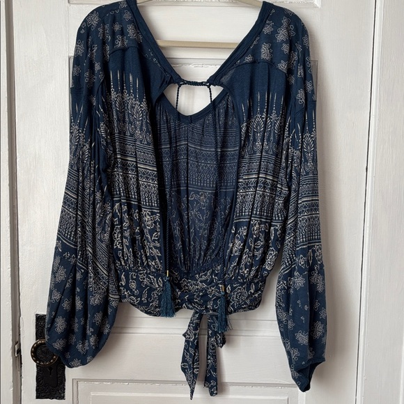FREE PEOPLE WEEKEND WARRIOR BOHO BALLOON SLEEVE TOP - Picture 6 of 12